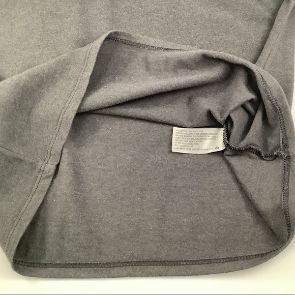 NWT More Than Magic Grey Girl Power Tee M (7/8) - Picture 7 of 9